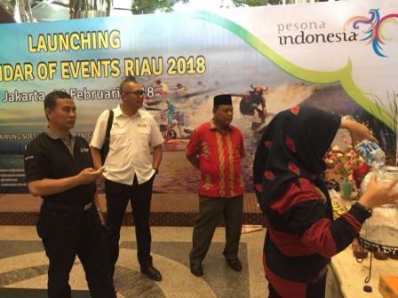 Wabup Kunjungi Pameran Launching Kalender Of Events Riau 2018